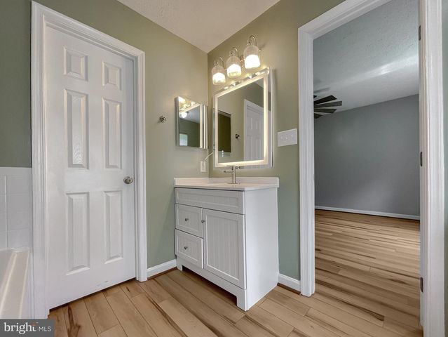 37290 NEWLANDS ST, Mechanicsville, MD 20659