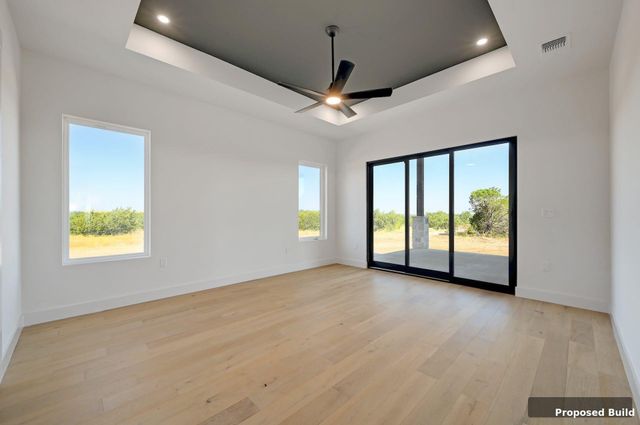 107 Comanche Agate, Horseshoe Bay, TX 78657