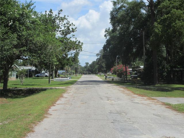 2300 SE 173RD AVENUE, Silver Springs, FL 34488