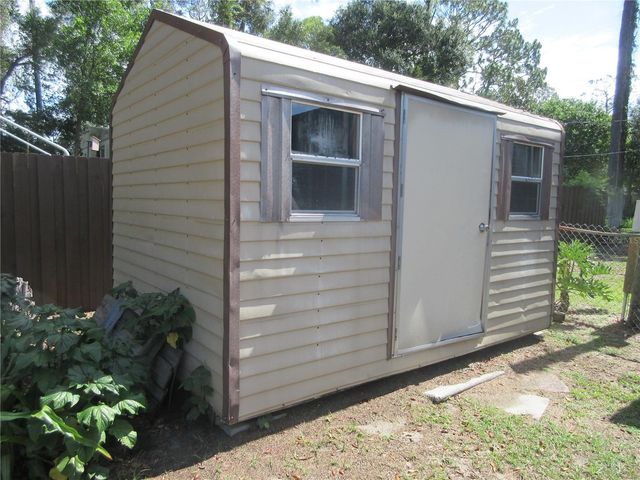 2300 SE 173RD AVENUE, Silver Springs, FL 34488