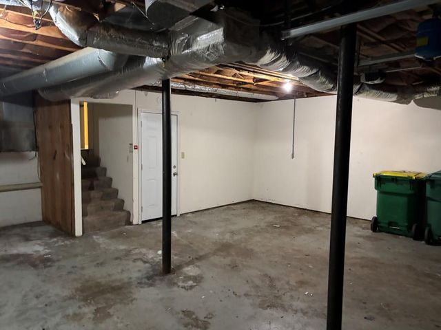 136 Creekview Drive, Woodstock, GA 30188