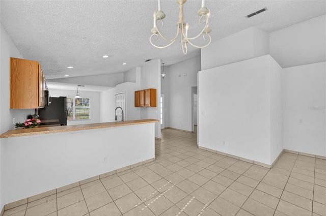 2041 NEWTOWN ROAD, Groveland, FL 34736