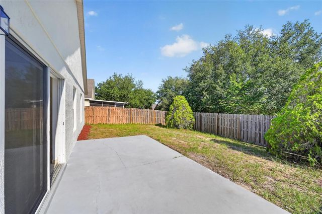2041 NEWTOWN ROAD, Groveland, FL 34736