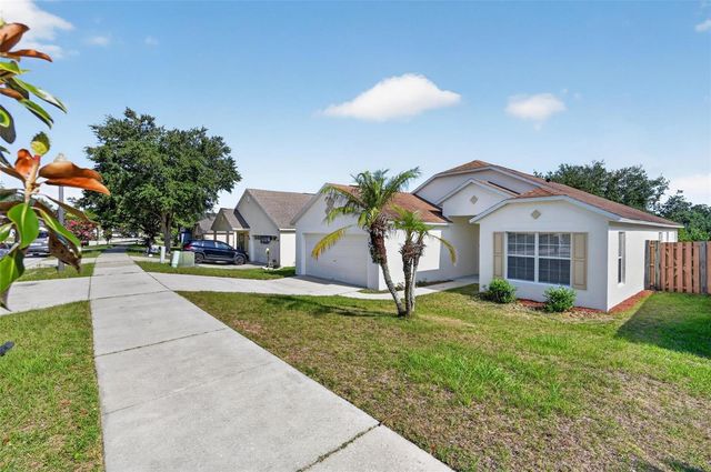 2041 NEWTOWN ROAD, Groveland, FL 34736