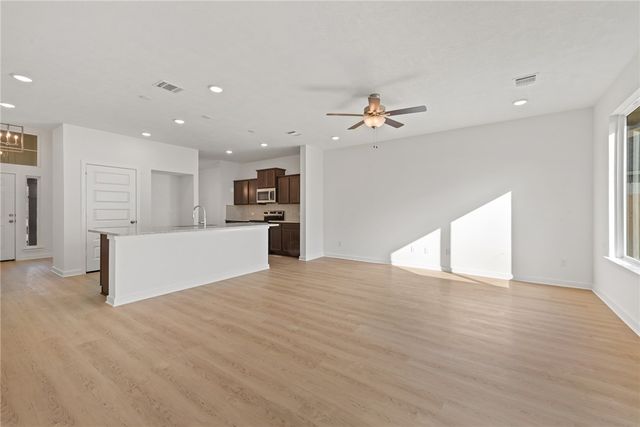 7803 Redbud Road, Navasota, TX 77868