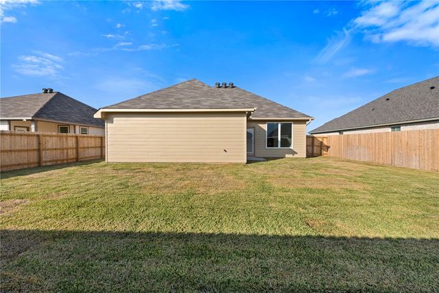 7803 Redbud Road, Navasota, TX 77868