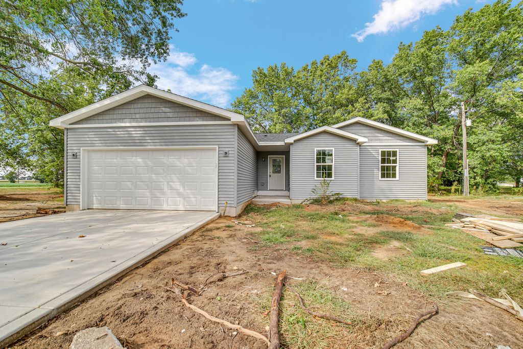 303 Malvern Road, Kingsford Heights, IN 46346