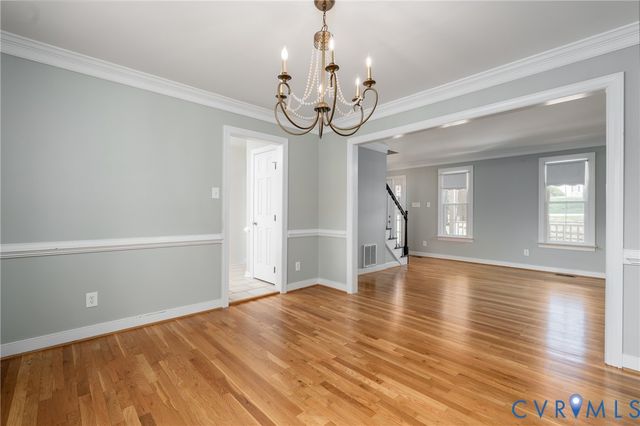 201 Hixson Dr, North Chesterfield, VA 23236