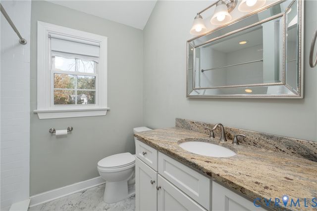 201 Hixson Dr, North Chesterfield, VA 23236