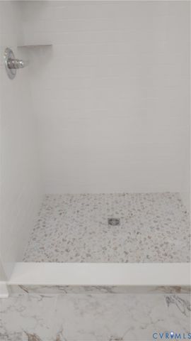 201 Hixson Dr, North Chesterfield, VA 23236