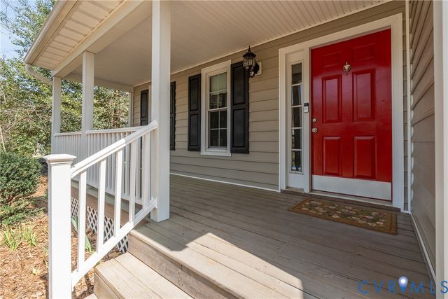 201 Hixson Dr, North Chesterfield, VA 23236