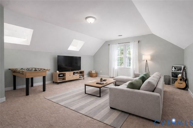 201 Hixson Dr, North Chesterfield, VA 23236