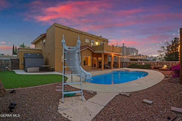 6809 ECHO CLIFFS Drive, El Paso, TX 79912
