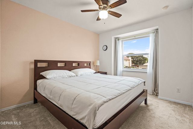 6809 ECHO CLIFFS Drive, El Paso, TX 79912