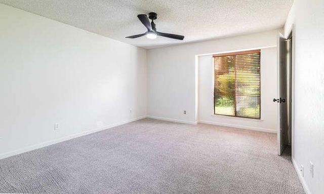 2063 W Barstow Avenue, Fresno, CA 93711