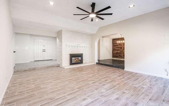 2063 W Barstow Avenue, Fresno, CA 93711