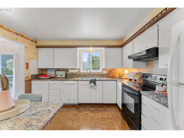 5510 IDAHO St, Vancouver, WA 98661