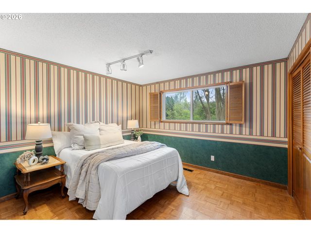 5510 IDAHO St, Vancouver, WA 98661