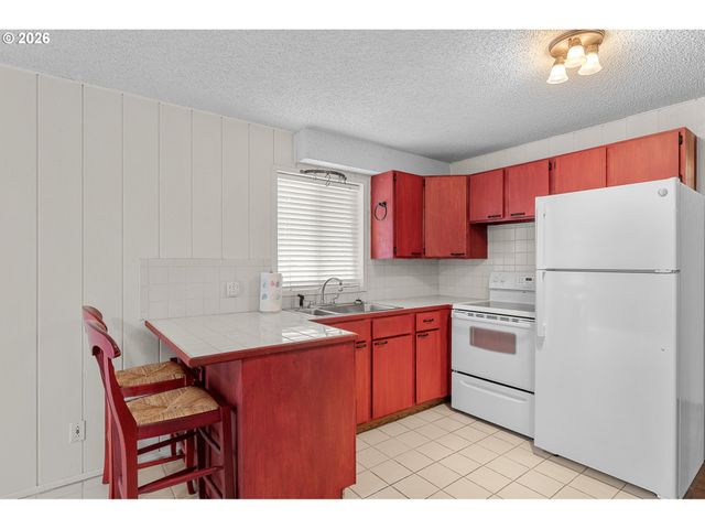 5510 IDAHO St, Vancouver, WA 98661