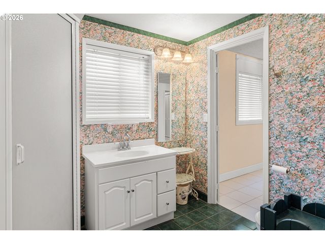 5510 IDAHO St, Vancouver, WA 98661