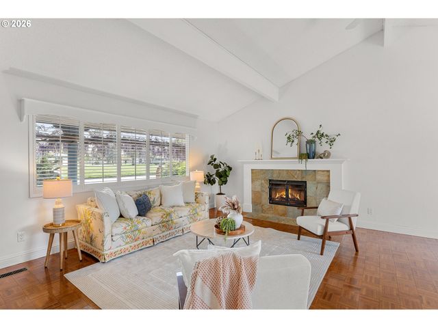 5510 IDAHO St, Vancouver, WA 98661