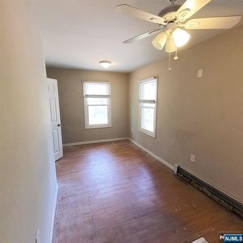 83 E Forest Avenue, Teaneck, NJ 07666