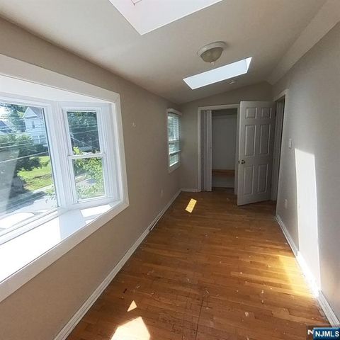 83 E Forest Avenue, Teaneck, NJ 07666