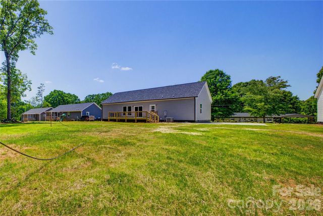 109 Sarah Avenue, Newton, NC 28658