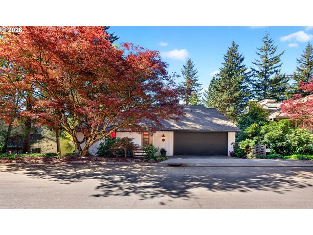 25 BECKET St, Lake Oswego, OR 97035