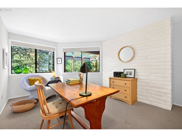 25 BECKET St, Lake Oswego, OR 97035