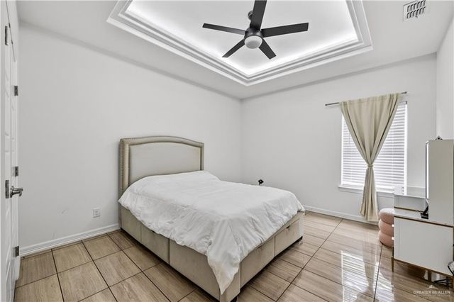 822 N Clarence Avenue, Edinburg, TX 78541