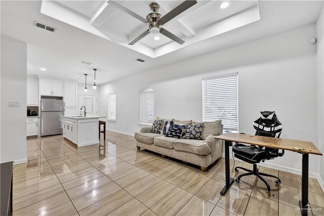 822 N Clarence Avenue, Edinburg, TX 78541