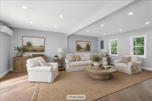 1305 Old Hillsboro Road, Henniker, NH 03242