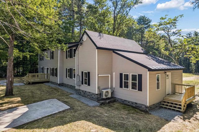 1305 Old Hillsboro Road, Henniker, NH 03242