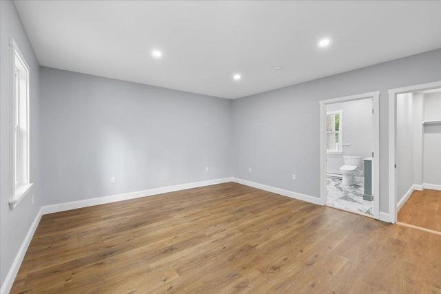 1305 Old Hillsboro Road, Henniker, NH 03242