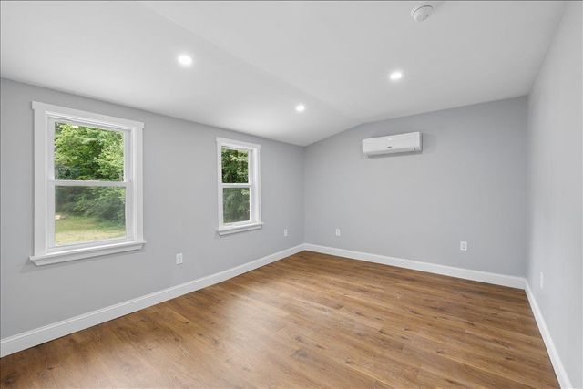 1305 Old Hillsboro Road, Henniker, NH 03242
