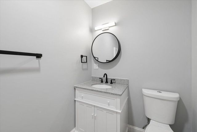 1305 Old Hillsboro Road, Henniker, NH 03242