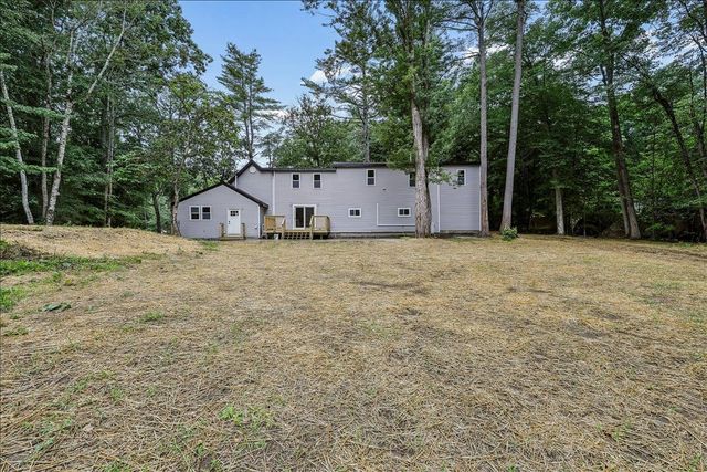 1305 Old Hillsboro Road, Henniker, NH 03242