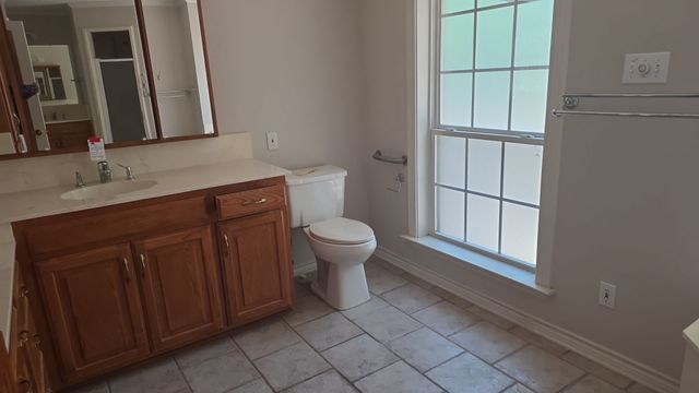 1100 Vz County Road 3530, Wills Point, TX 75169