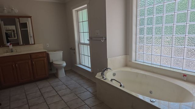 1100 Vz County Road 3530, Wills Point, TX 75169