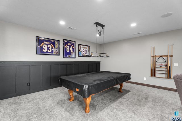 27061 Saddlerock Pl Place, Harrisburg, SD 57032