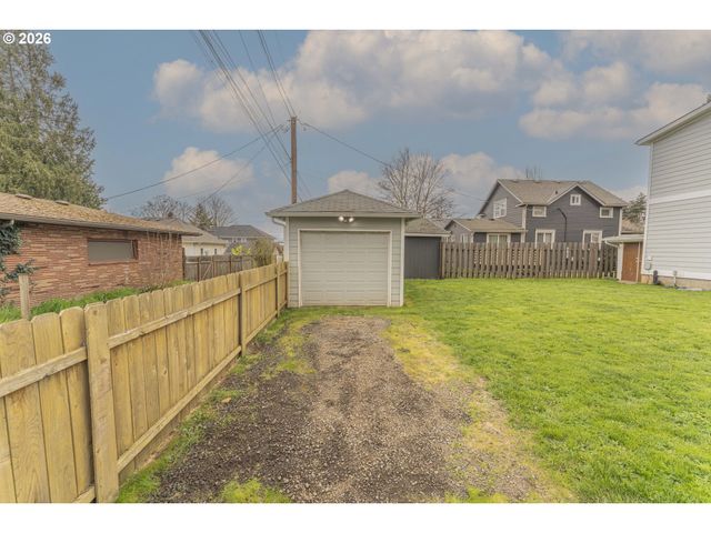 3014 DIVISION Ave, Vancouver, WA 98660