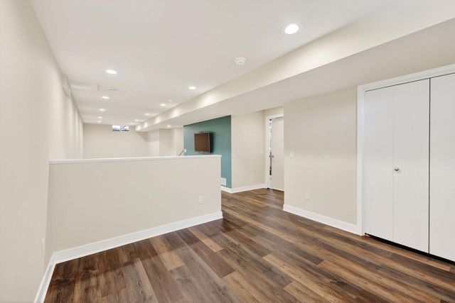 521 Orchard Drive, Madison, WI 53711