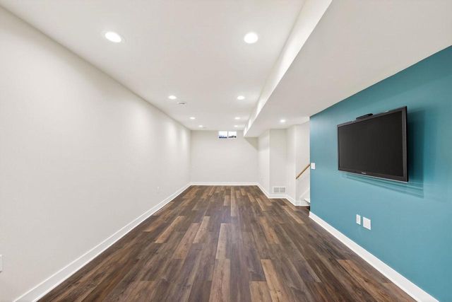 521 Orchard Drive, Madison, WI 53711