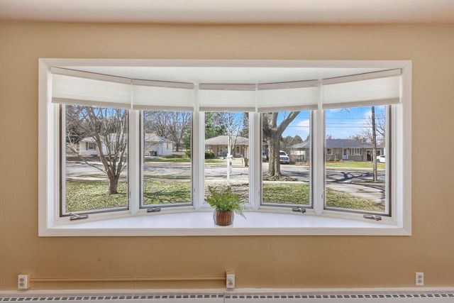 521 Orchard Drive, Madison, WI 53711