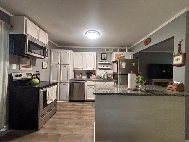 2639 S 28th Street, Kansas City, KS 66106