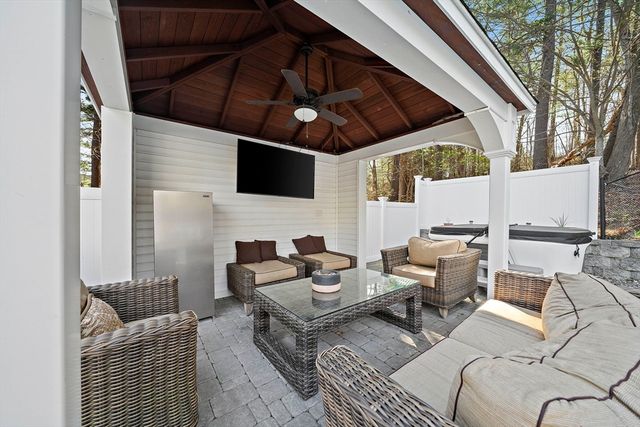 121 Hampstead Way, Marshfield, MA 02050
