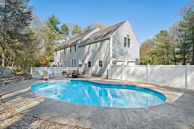 121 Hampstead Way, Marshfield, MA 02050