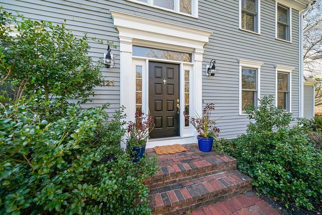 121 Hampstead Way, Marshfield, MA 02050