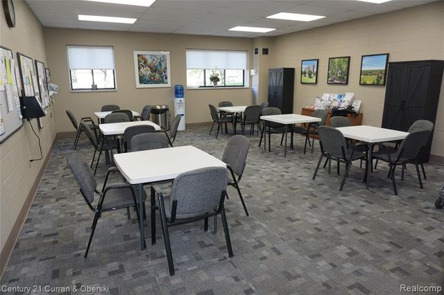 21800 Morley Avenue 209, Dearborn, MI 48124